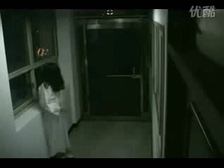 Жестоко  решили подшутить над парнишей